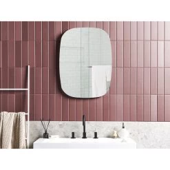 Beliani Badkamerspiegel BERGERAC - Zilver Glas 7 Beliani Badkamerspiegel BERGERAC - Zilver Glas -Home Decoration Store 059382f2839d41ea80d4c5e5f09cad2b