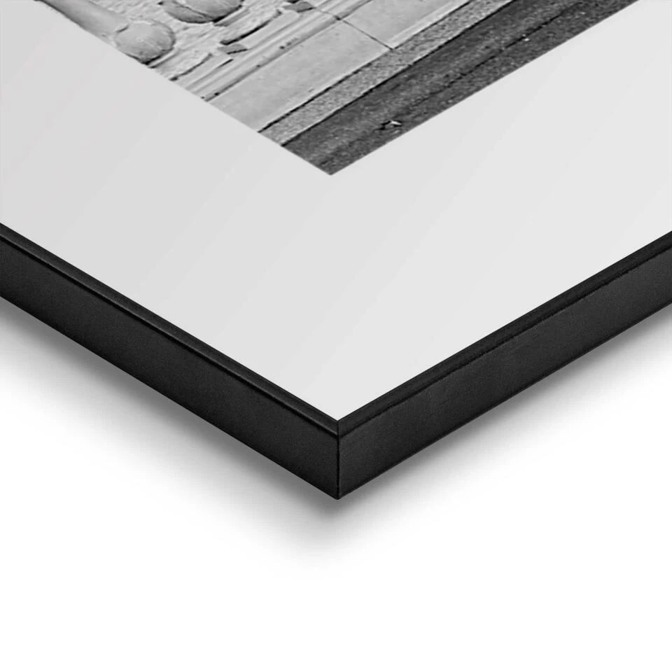 Schilderij Vrouw In Parijs 50x70 Cm Zwart-Wit 4 Schilderij Vrouw In Parijs 50x70 Cm Zwart-Wit - Afbeelding 4