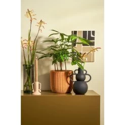 Mica Decorations Ula Kandelaar - H12 X Ø8 Cm - Metaal - Beige 7 Mica Decorations Ula Kandelaar - H12 X Ø8 Cm - Metaal - Beige -Home Decoration Store 1000077553 0103