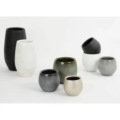 Mica Decorations Vaas Douro - Mat Zwart- Keramiek - 26 X 40 Cm -Home Decoration Store c4b1afc9b14a4ab7b612940375988ba9